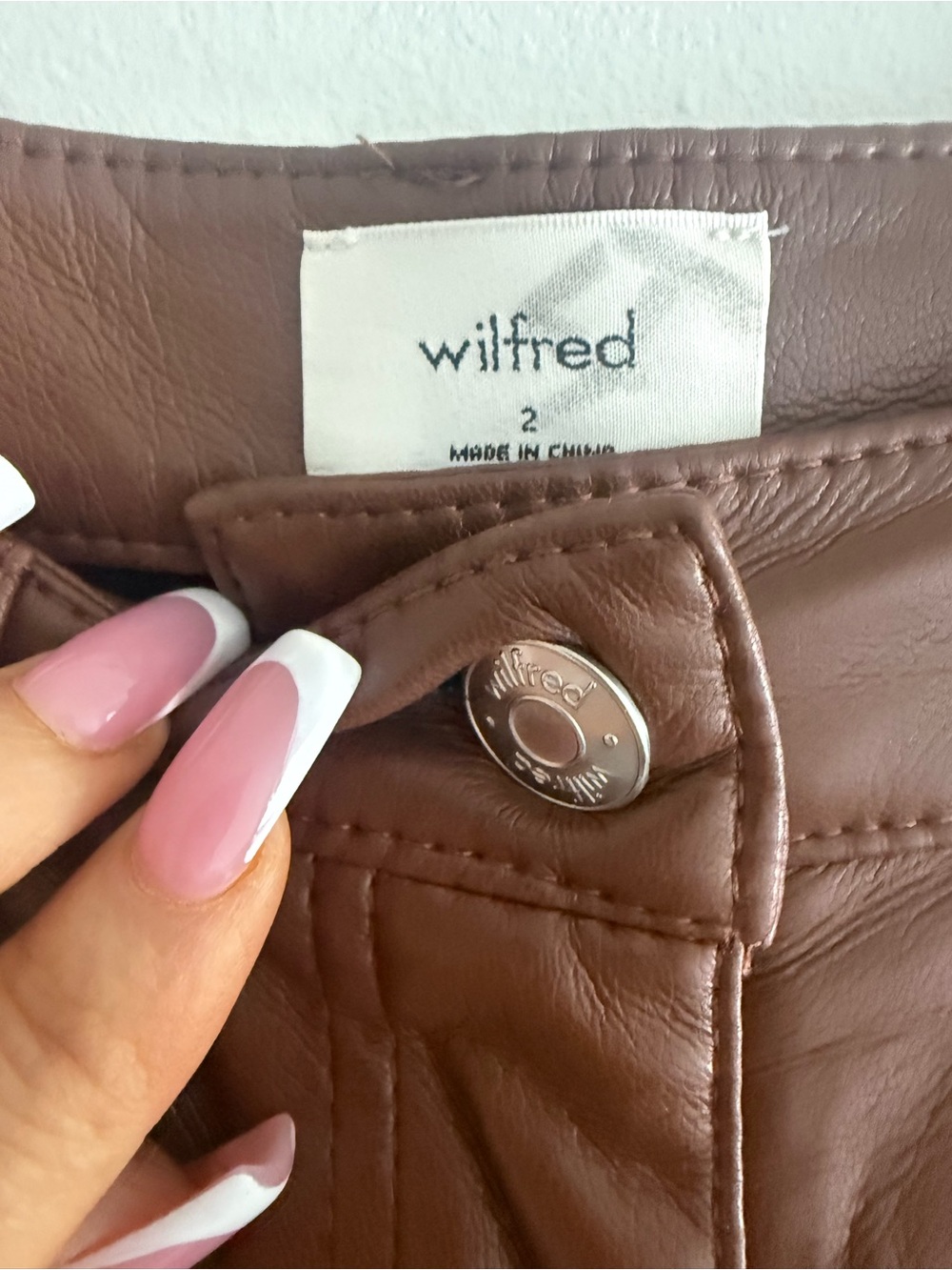 Aritzia Wilfred High-Rise Faux Leather Straight Leg Pants - Brown size 2 - Picture 7 of 11